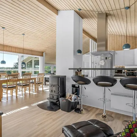 Ferienhaus Peder - 700m From The Sea By Interhome Løkken